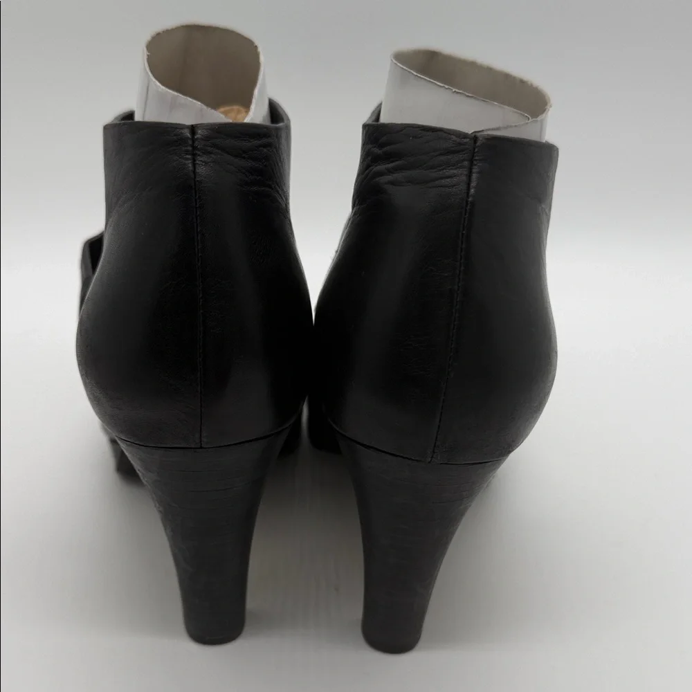 Cole Haan Black Leather‎ Ankle BootiesNWOT SIZE 10